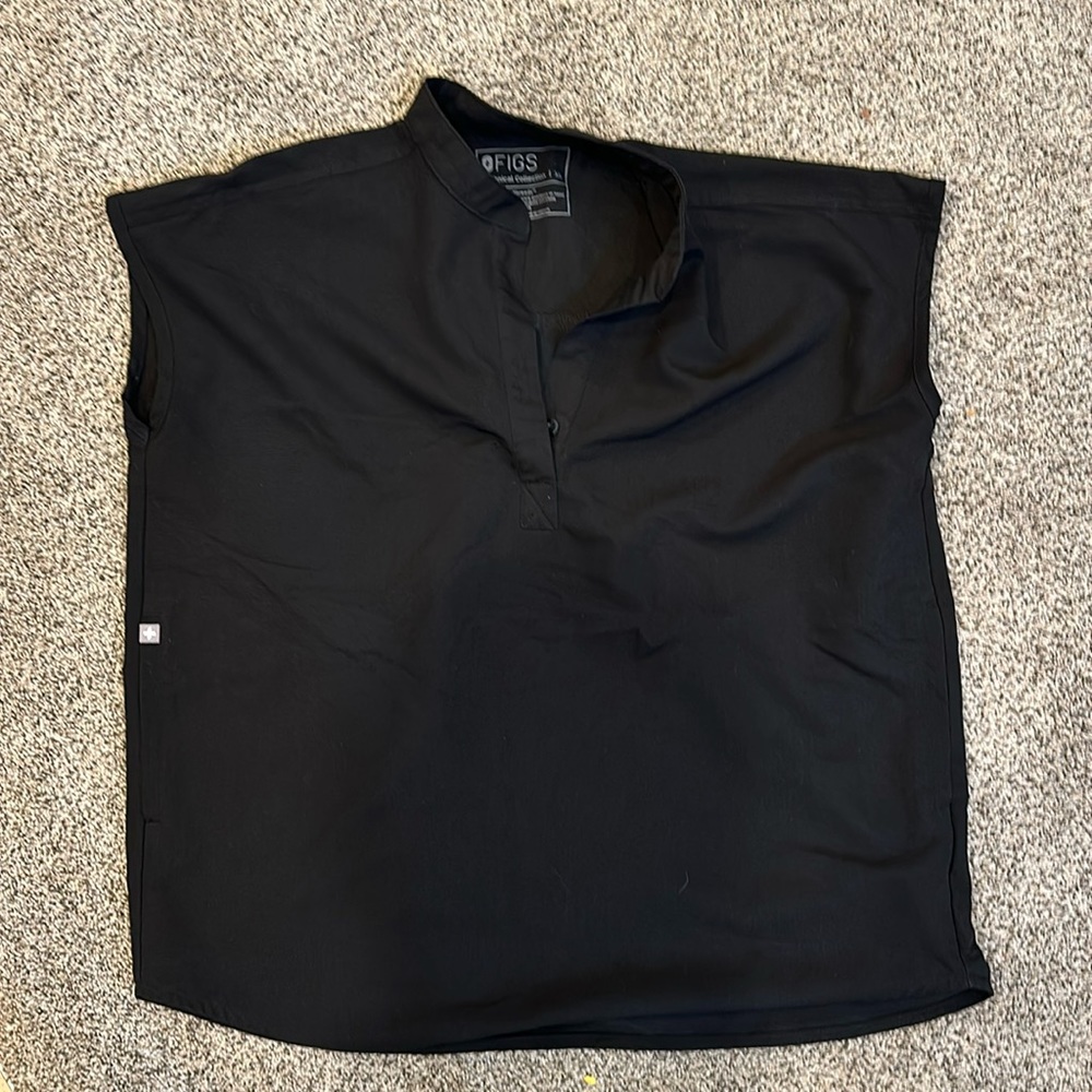 Fig scrub top